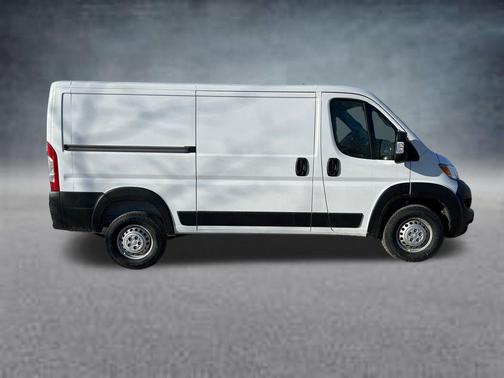2026 RAM ProMaster 1500 Low Roof