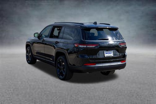 Diamond Black Crystal Pearlcoat 2026 Jeep Grand Cherokee L Limited