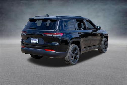 Diamond Black Crystal Pearlcoat 2026 Jeep Grand Cherokee L Limited