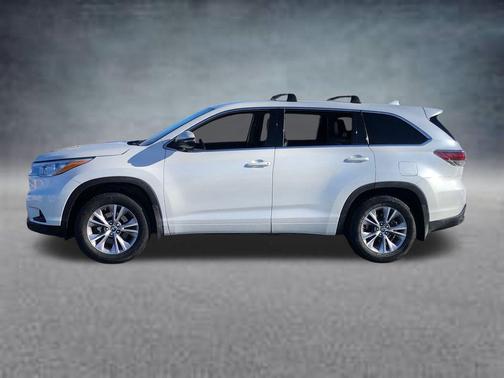 2016 Toyota Highlander LE Plus