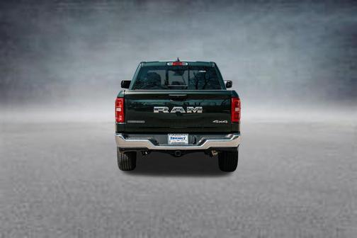 Serrano Green Metallic 2026 RAM 1500 Big Horn/Lone Star