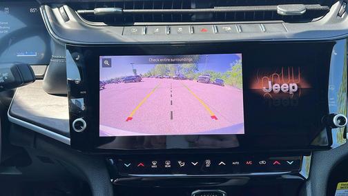 Silver Zynith 2026 Jeep Grand Cherokee Limited