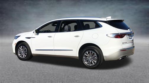 2023 Buick Enclave Essence AWD