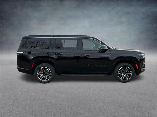 High Gloss Black 2026 Jeep Grand Wagoneer 4x4