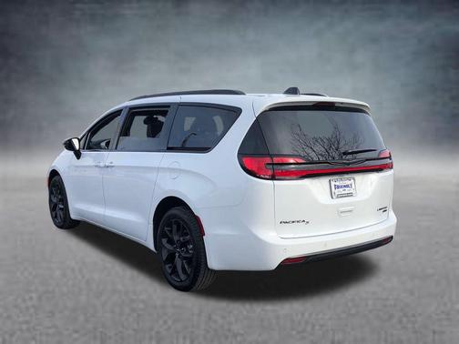 2024 Chrysler Pacifica Limited