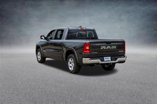 Granite Crystal Metallic Clearcoat 2026 RAM 1500 Big Horn/Lone Star