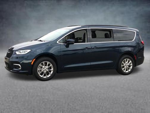 2022 Chrysler Pacifica Touring L AWD