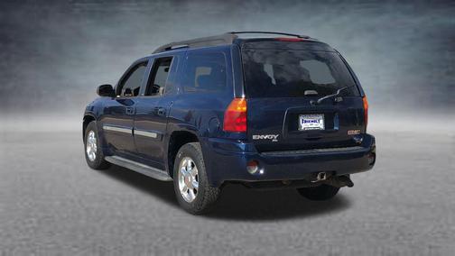 2004 GMC Envoy XL SLT
