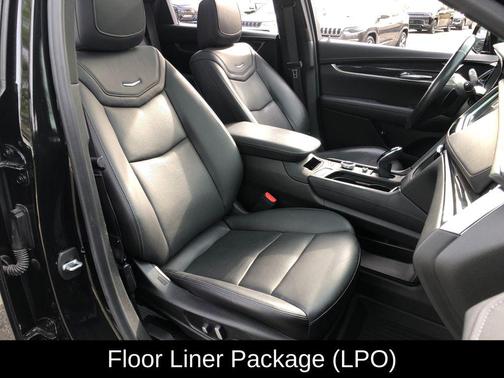 Stellar Black Metallic 2020 Cadillac XT5 Premium Luxury