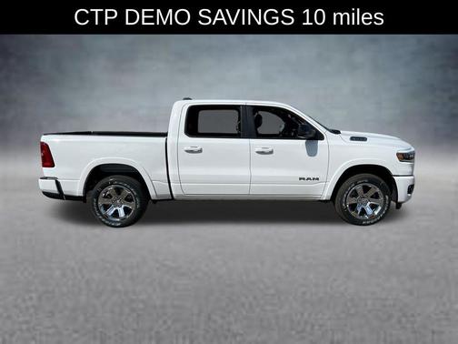 Bright White Clearcoat 2026 RAM 1500 Big Horn/Lone Star