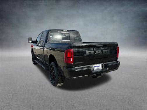 2026 RAM 2500 Big Horn Crew Cab 4x4 6'4' Box