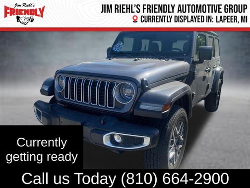 Granite Crystal Metallic Clearcoat 2025 Jeep Wrangler 4-Door Sahara 4x4