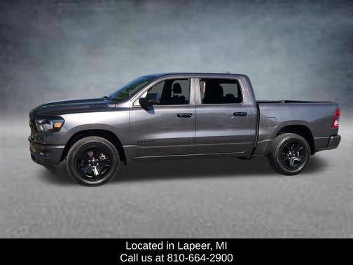 Granite Crystal Metallic Clearcoat 2023 RAM 1500 Big Horn/Lone Star