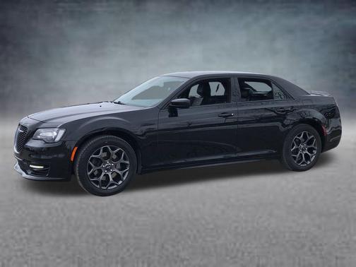 2018 Chrysler 300 S