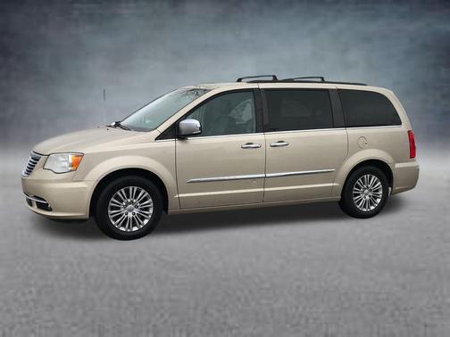 2016 Chrysler Town & Country Touring-L