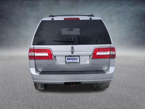 2013 Lincoln Navigator Base