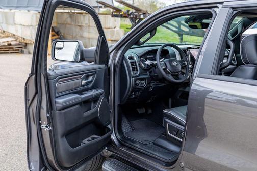 Granite Crystal Metallic Clearcoat 2026 RAM 1500 Laramie