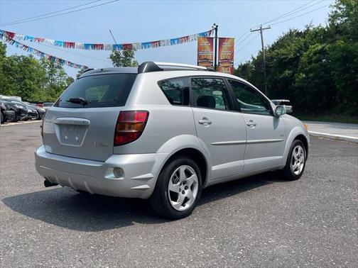 2005 Pontiac Vibe Base