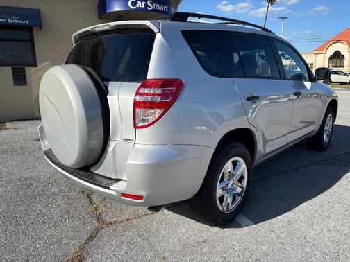 2009 Toyota RAV4 Base
