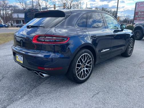 2018 Porsche Macan Base