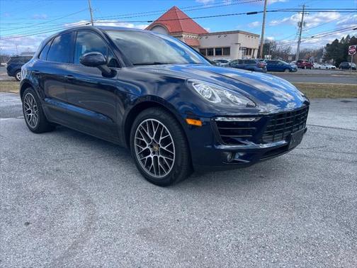 2018 Porsche Macan Base