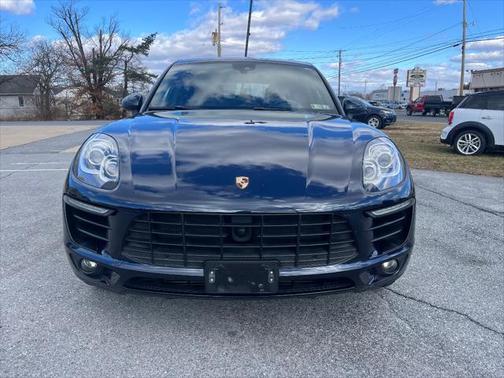 2018 Porsche Macan Base