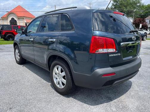 2011 Kia Sorento LX