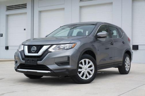 Gun Metallic 2019 Nissan Rogue S