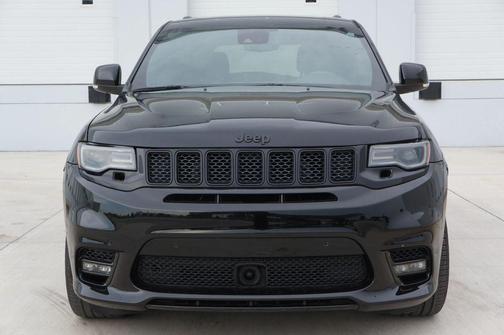 Diamond Black Crystal Pearlcoat 2019 Jeep Grand Cherokee SRT