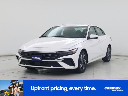 White 2025 Hyundai ELANTRA SEL Convenience