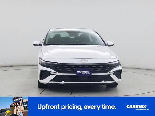 White 2025 Hyundai ELANTRA SEL Convenience