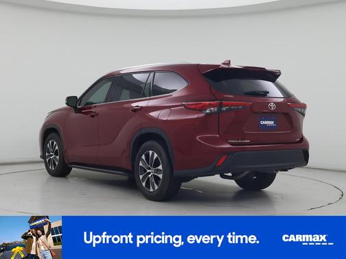 Red 2020 Toyota Highlander XLE