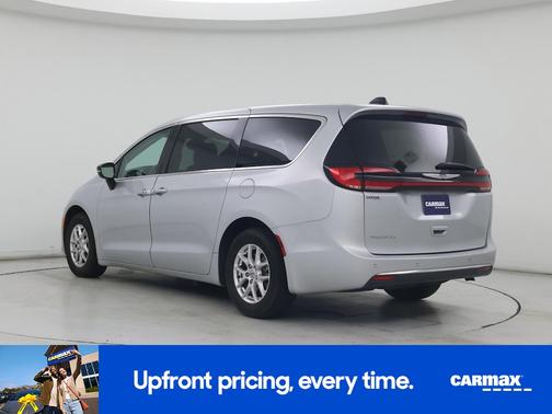 Silver 2024 Chrysler Pacifica Touring L