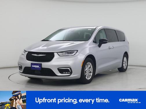 Silver 2024 Chrysler Pacifica Touring L