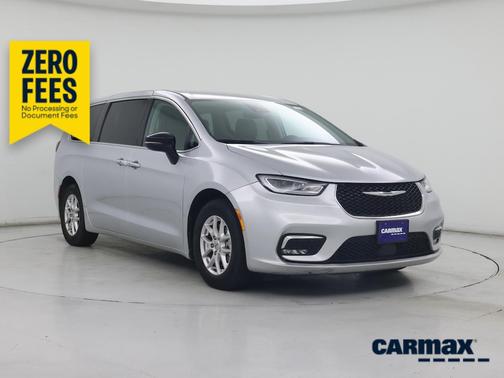 Silver 2024 Chrysler Pacifica Touring L