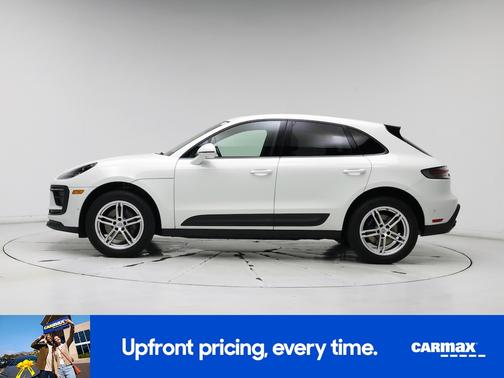 2022 Porsche Macan Base (PDK)