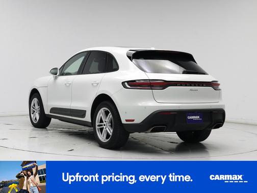 2022 Porsche Macan Base (PDK)