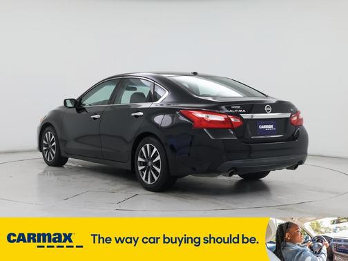 2017 Nissan Altima SV