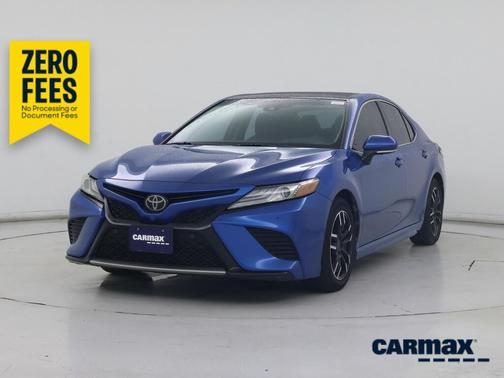 Blue 2018 Toyota Camry XSE
