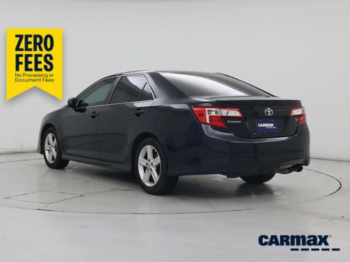Black 2014 Toyota Camry SE