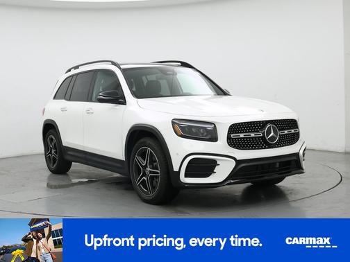 White 2025 Mercedes-Benz GLB 250