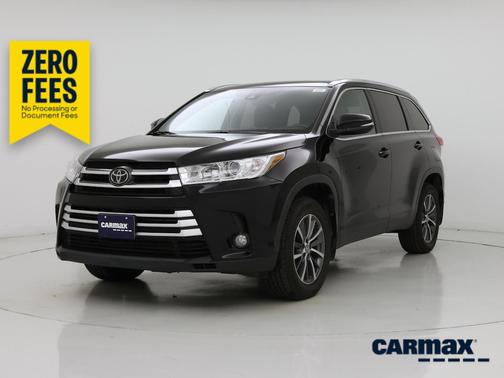 Black 2019 Toyota Highlander XLE