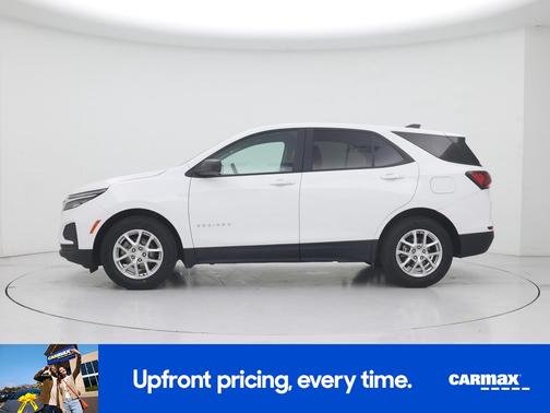 White 2022 Chevrolet Equinox LS