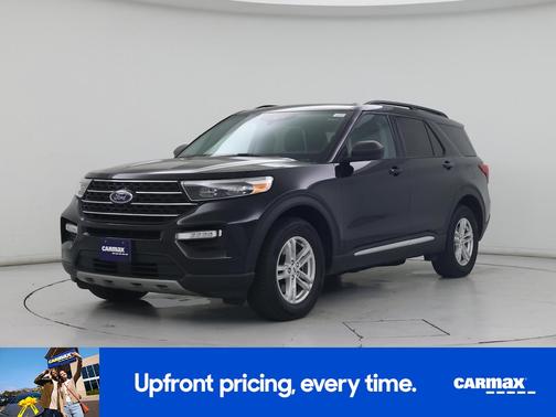 Black 2021 Ford Explorer XLT