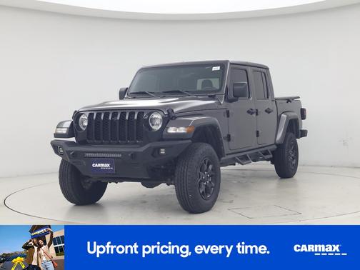 Gray 2022 Jeep Gladiator Altitude