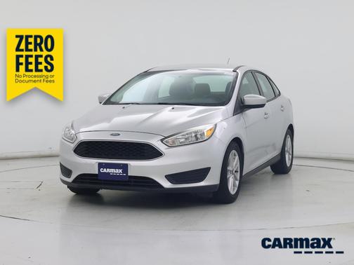 Gray 2018 Ford Focus SE