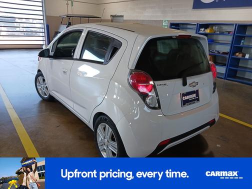 White 2014 Chevrolet Spark