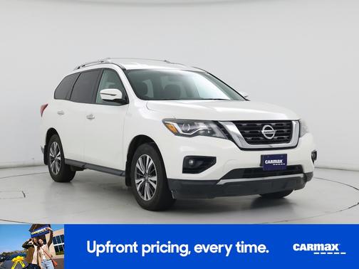 2017 Nissan Pathfinder SV