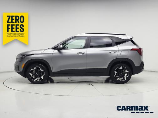 Gray 2025 Kia Seltos S