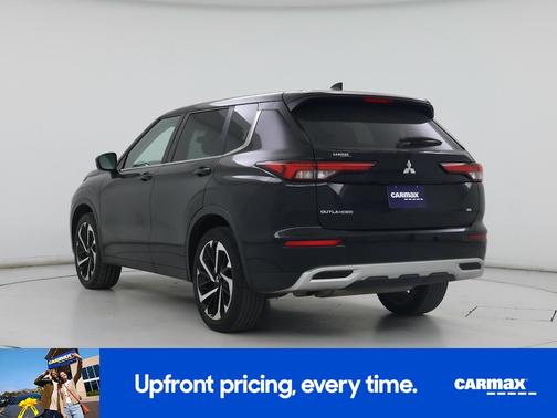 2023 Mitsubishi Outlander SE